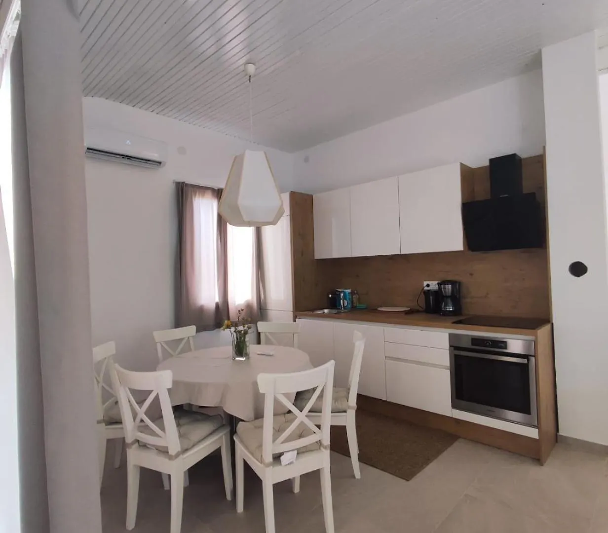Holiday home Wonderful Vacation Home On The Lake Front Krusevo